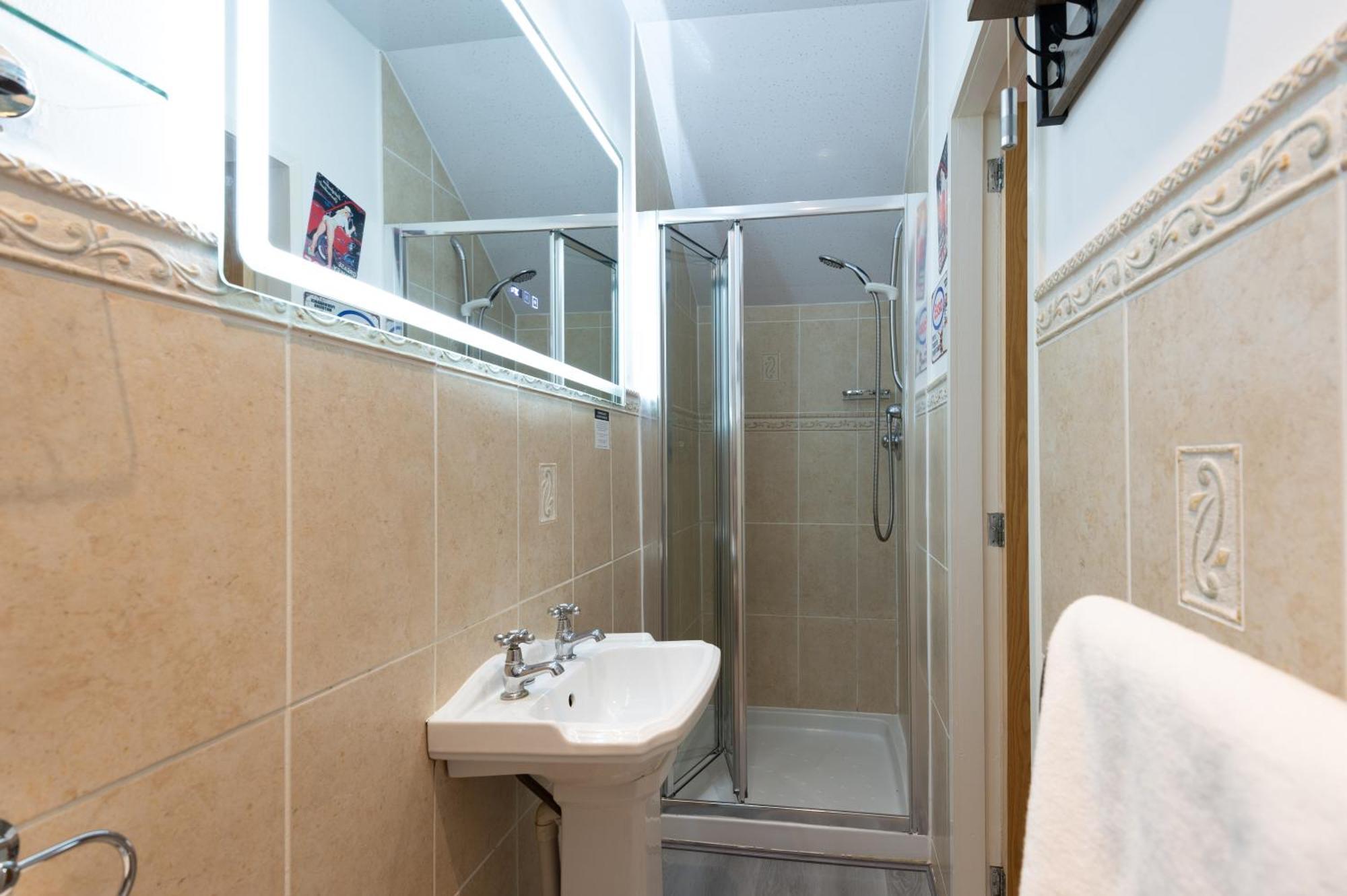 The Ambleside Apartments - Self Catering With Private Kitchen - Best For Location Esterno foto