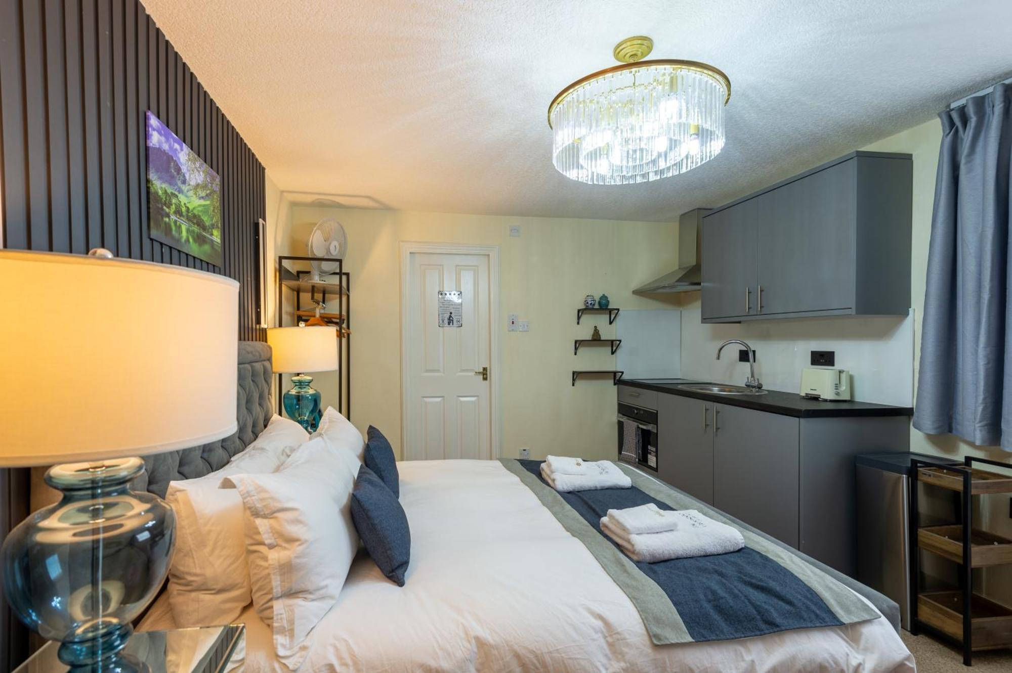 The Ambleside Apartments - Self Catering With Private Kitchen - Best For Location Esterno foto