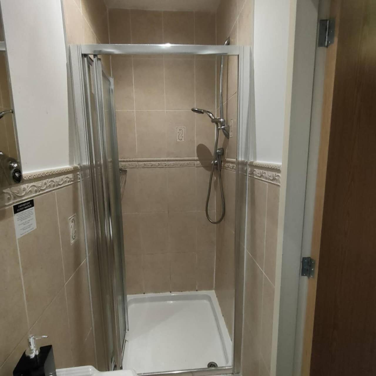 The Ambleside Apartments - Self Catering With Private Kitchen - Best For Location Esterno foto